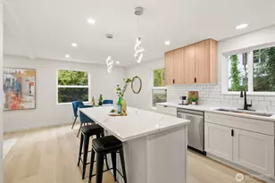 7605 NE Hidden Cove Rd, Bainbridge Island, WA 98110 - Photo 9