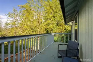 7605 NE Hidden Cove Rd, Bainbridge Island, WA 98110 - Photo 17