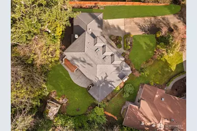 8515 192nd Street SW, Edmonds, WA 98026 - Photo 37