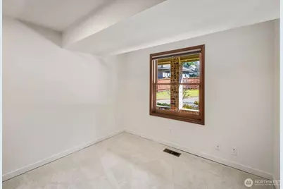 8515 192nd Street SW, Edmonds, WA 98026 - Photo 19