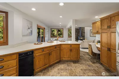 8515 192nd Street SW, Edmonds, WA 98026 - Photo 11