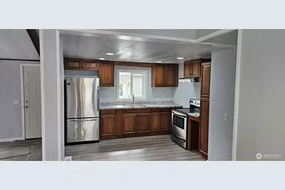 2958 Mountain View Road #F, Silverdale, WA 98383 - Photo 7