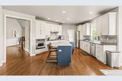 1004 23rd Street SW, Puyallup, WA 98371 - Photo 7