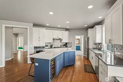 1004 23rd Street SW, Puyallup, WA 98371 - Photo 9