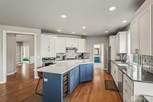 1004 23rd St SW, Puyallup, WA 98371 - Photo 9