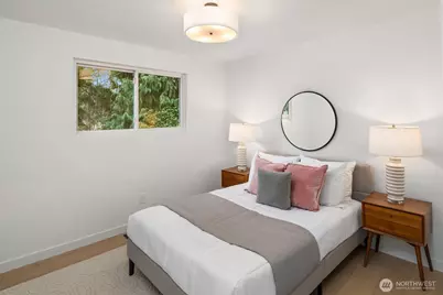 13307 NE 77th Street, Redmond, WA 98052 - Photo 17