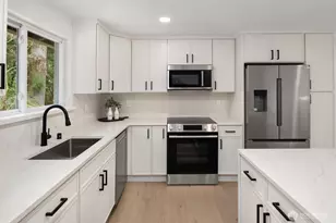 13307 NE 77th St, Redmond, WA 98052 - Photo 7