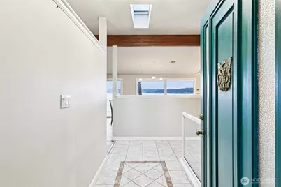 17340 Golden View Avenue, La Conner, WA 98257 - Photo 13