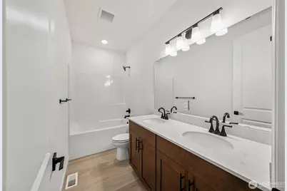 793 S Davis #105, Buckley, WA 98321 - Photo 9