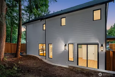 10602 NE 137th Place, Kirkland, WA 98034 - Photo 21