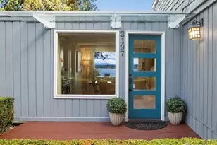 2197 Highland Dr, Camano Island, WA 98282 - Photo 3