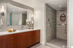 500 106th Ave NE, Bellevue, WA 98004 - Photo 19