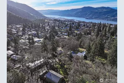 912 Hiillside Lane, White Salmon, WA 98672 - Photo 7