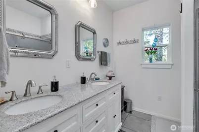 929 Discovery Avenue SE, Ocean Shores, WA 98569 - Photo 15