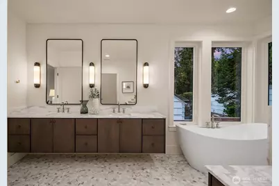 1027 McGilvra Boulevard E, Seattle, WA 98112 - Photo 19