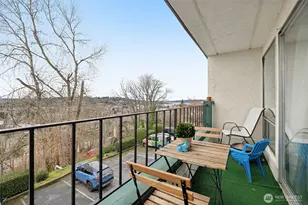 629 Cedar Ave S, Renton, WA 98057 - Photo 25