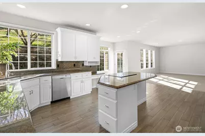 2021 Broadhurst Place, Wenatchee, WA 98801 - Photo 11