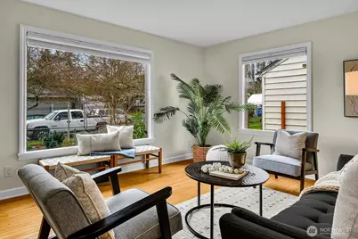 4221 S Willow Street S, Seattle, WA 98118 - Photo 5