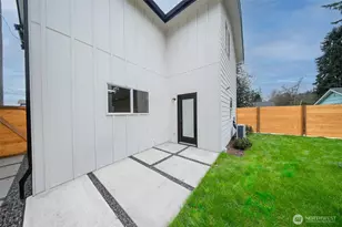 12531 25th Ave NE, Seattle, WA 98125 - Photo 33