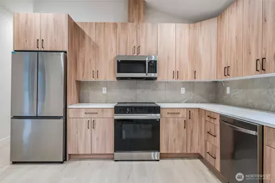 12531 25th Avenue NE #Unit A, Seattle, WA 98125 - Photo 13