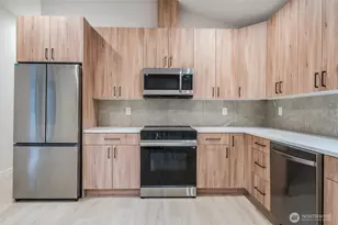 12531 25th Ave NE, Seattle, WA 98125 - Photo 13