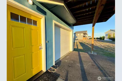 1046 Wawona Avenue SE, Ocean Shores, WA 98569 - Photo 5