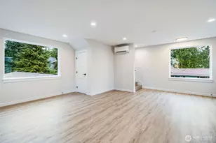 12531 25th Ave NE, Seattle, WA 98125 - Photo 11