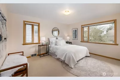 3036 12th Avenue W, Seattle, WA 98119 - Photo 11