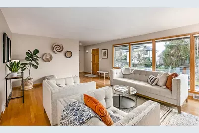 3036 12th Avenue W, Seattle, WA 98119 - Photo 3