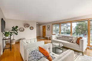 3036 12th Ave W, Seattle, WA 98119 - Photo 3