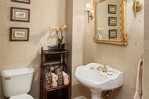 8901 NE 36th St, Yarrow Point, WA 98004 - Photo 19