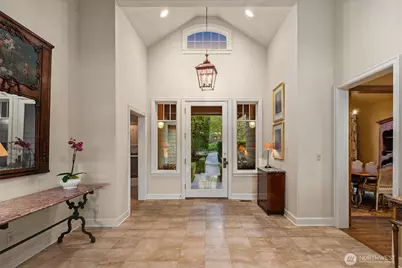 8901 NE 36th Street, Yarrow Point, WA 98004 - Photo 5