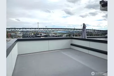 3932 1st Avenue NE, Seattle, WA 98105 - Photo 29