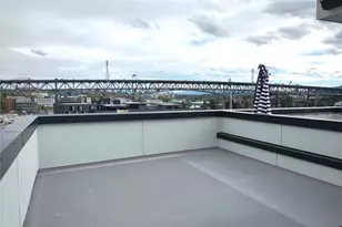 3932 1st Ave NE, Seattle, WA 98105 - Photo 29