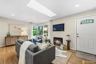 10731 Dayton Ave N, Seattle, WA 98133 - Photo 7