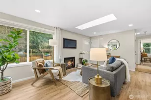 10731 Dayton Ave N, Seattle, WA 98133 - Photo 9