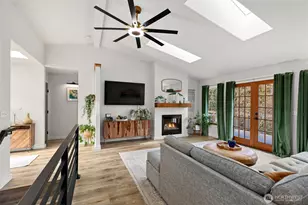 4075 Farmer Dell Rd E, Port Orchard, WA 98366 - Photo 5