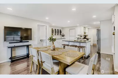 8106 55th Avenue NE, Marysville, WA 98270 - Photo 3