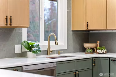 20733 Elberta Road, Lynnwood, WA 98036 - Photo 11