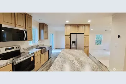 621 E Hyland Drive, Union, WA 98592 - Photo 7