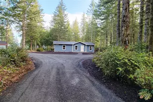 621 E Hyland Dr, Union, WA 98592 - Photo 29