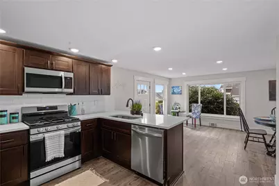 5526 20th Avenue S, Seattle, WA 98108 - Photo 5