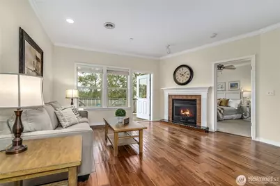 1020 1st Street #304, Snohomish, WA 98290 - Photo 11