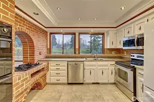 5008 169th St SE, Bothell, WA 98012 - Photo 11