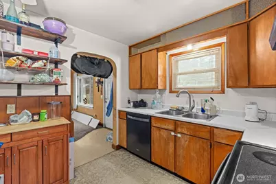 628 N Charlotte Avenue, Bremerton, WA 98312 - Photo 9