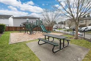 9905 194th Ave E, Bonney Lake, WA 98391 - Photo 35