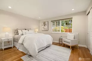 1049 Madison Ave N, Bainbridge Island, WA 98110 - Photo 13