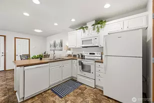 420 Oak Hill Ln, Burlington, WA 98233 - Photo 11