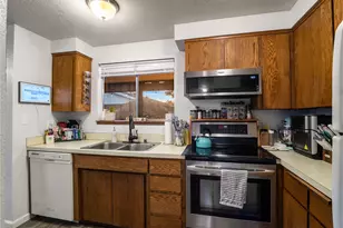 3633 I St SE, Auburn, WA 98002 - Photo 13