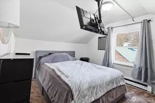 331 100th St S, Parkland, WA 98444 - Photo 17